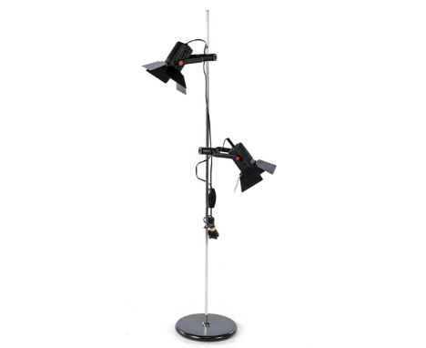 Studio movie light floor lamp, possibly Hustadt-Leuchten Amsberg, design Roger Tallon, 1970s, 141 cm high
