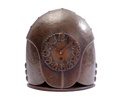 Hammered copper Amsterdam School table clock, Holland ca. 1930, 31 cm high (needs to be checked)