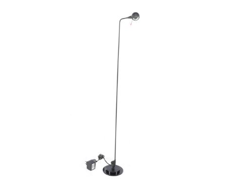 Artemide black metal floor lamp, 121 cm high