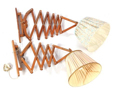 Teunis Johan Wilhelm Zweers (1910-1987)2 adjustable oak accordion/scissor lamps. design T.J.W. Zweers in Bussum, the Netherla