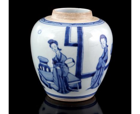 Porcelain tea caddy with blue and white decoration of long lines, China ca. 1900, 11 cm high (mariage)