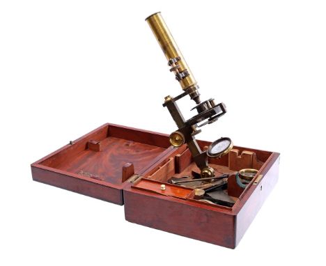 Carpenter&amp; Westley London brass microscope in mahogany box with various accessories, England ca. 1800, 9 cm high, 26.5 cm
