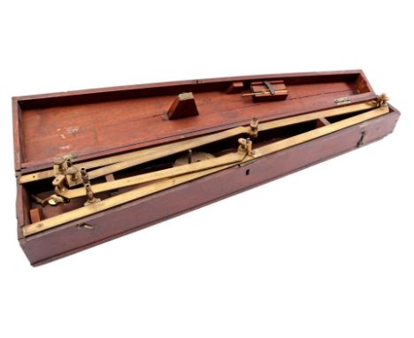 W&amp;S Jones brass pantograph in mahogany case, England 18th century, 10 cm high and 76 cm wide
