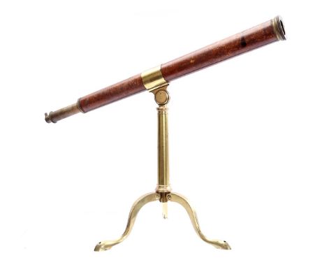 Dolland London brass with leather telescope on a heavy brass tripod, England ca. 1800, 60 cm high, maximum length 76 cm