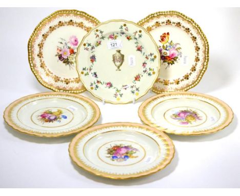A Chelsea Derby porcelain plate painted with an urn, 22cm diameter; a set of three Derby plates printed with flower sprays wi