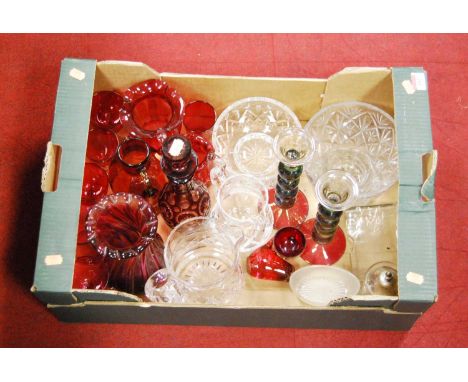 A box of miscellaneous glassware, to include cranberry glass jug, cranberry glass beaker, ruby overlaid glass liqueur decante