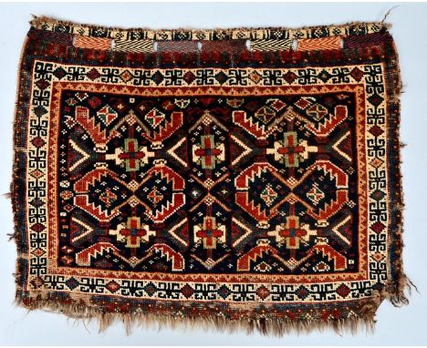Taschenfront einer Satteltasche, Bakhtiari Wolle, geknüpft, geometrisch durchmustert auf dunkelblauem Fond. 53 x 70,5 cm. Im 