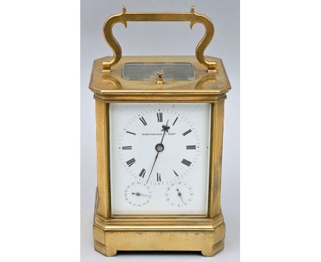 Reiseuhr, Wien, Mitte 19. Jh. Messinggehäuse, vergoldet, mit oktogonalem Querschnitt, mit Facettschliff-Scheiben verglast. Tr