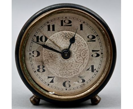 Wecker möglicherweise Firma Junghans (Achtzackiger Stern mit J in der Mitte) Zifferblatt mit arabischen Ziffern, ornamental a