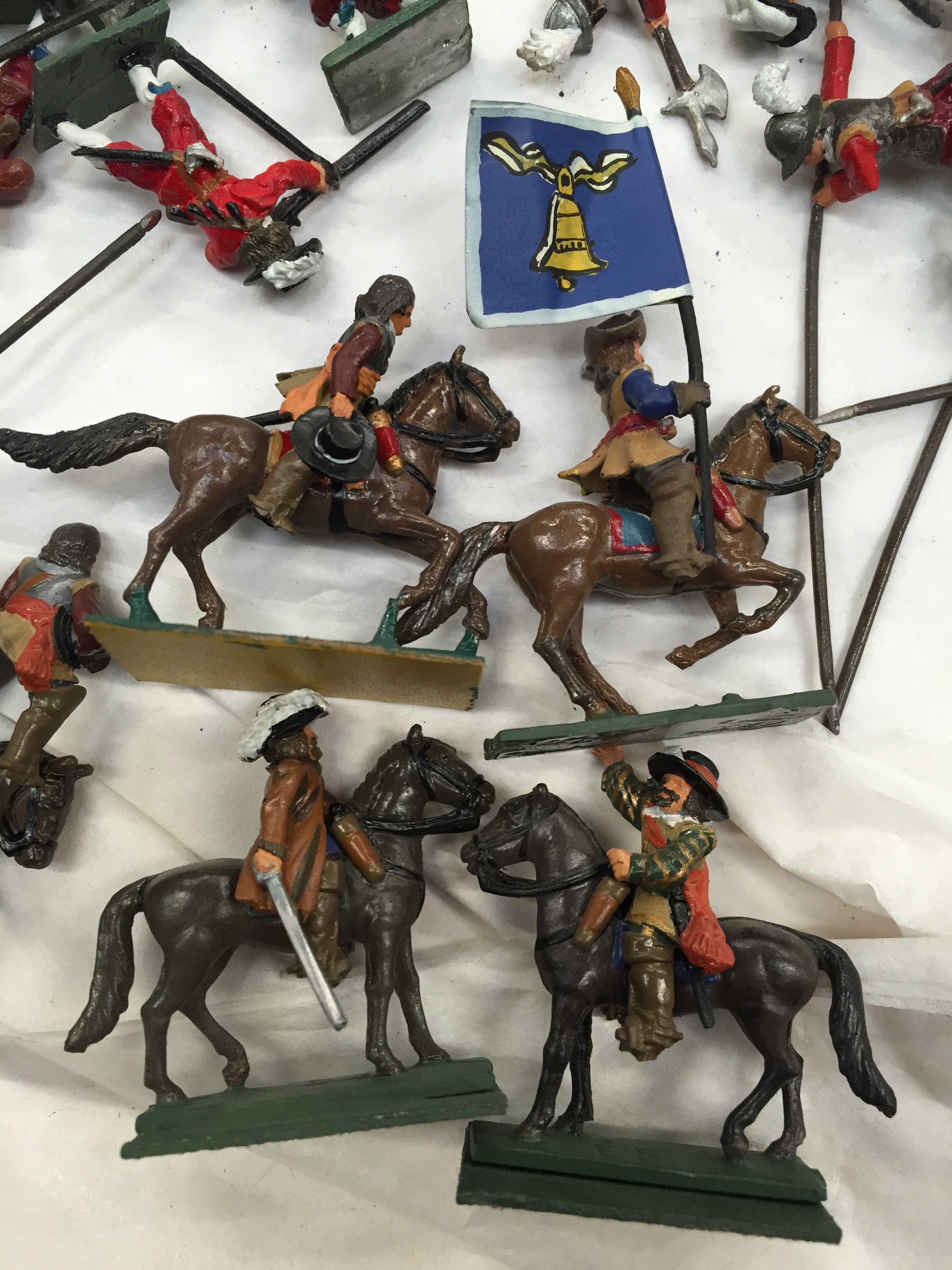 Quantity of Minifigs (exMiniature Figurines Ltd.) 25mm white metal English Civil War wargaming f