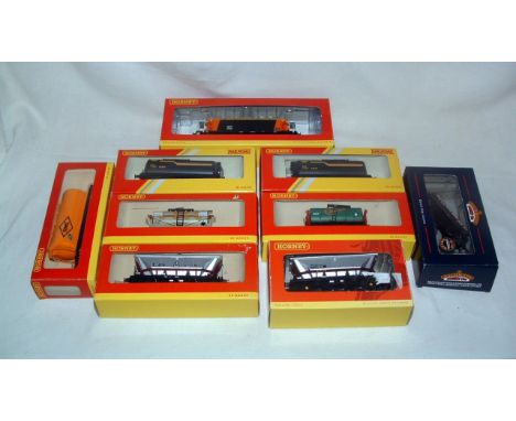 HORNBY /BACHMANN 9 x Goods Wagons - Hornby R6041 MGR Hopper, 6207B Esso 16T Tanker, 6371 Shell Monobloc Tanker x 2, 6333A MGR