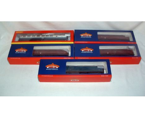 BACHMANN/HORNBY 5 x Thompson/Gresley  BR(E) Coaches -  2 x 34-654B and 654C Thompson  Maroon Full Brakes, 34-652B Thompson We