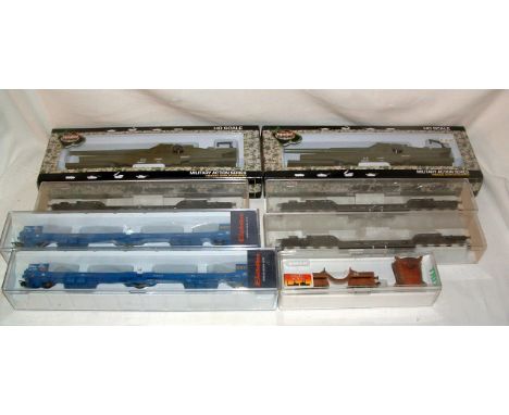 FLEISCHMANN, ELECTROTREN, TRIX and MODEL POWER HO 6 x Freight Wagons and 2 x Mobile Guns - Fleischmann 5296K 8 axle Well Wago