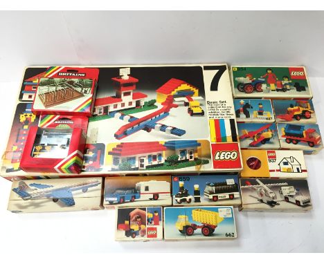 Selection of Lego sets, c.1970's: Basic Set 7; 615; 614; 612; 617; 659; 662; 937; 613; 254; 687; 656; 653. All boxed, appear 