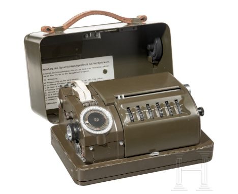 Chiffriermaschine HELL H-54 der deutschen BundeswehrLizenzfertigung für die deutsche Bundeswehr von der Kieler Firma Rudolf H