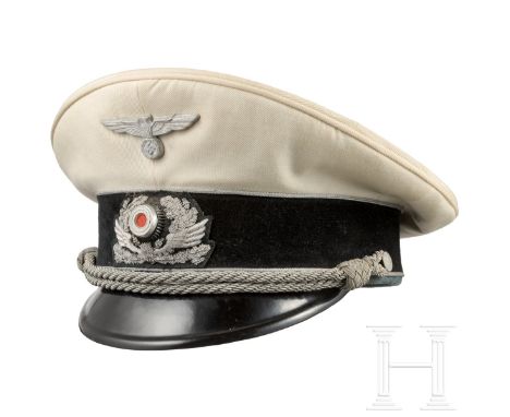 Sommerschirmmütze für Führer des BahnschutzesEigentumsstück mit nicht abnehmbarem weißen Deckel, schwarzem Samtbesatzband und