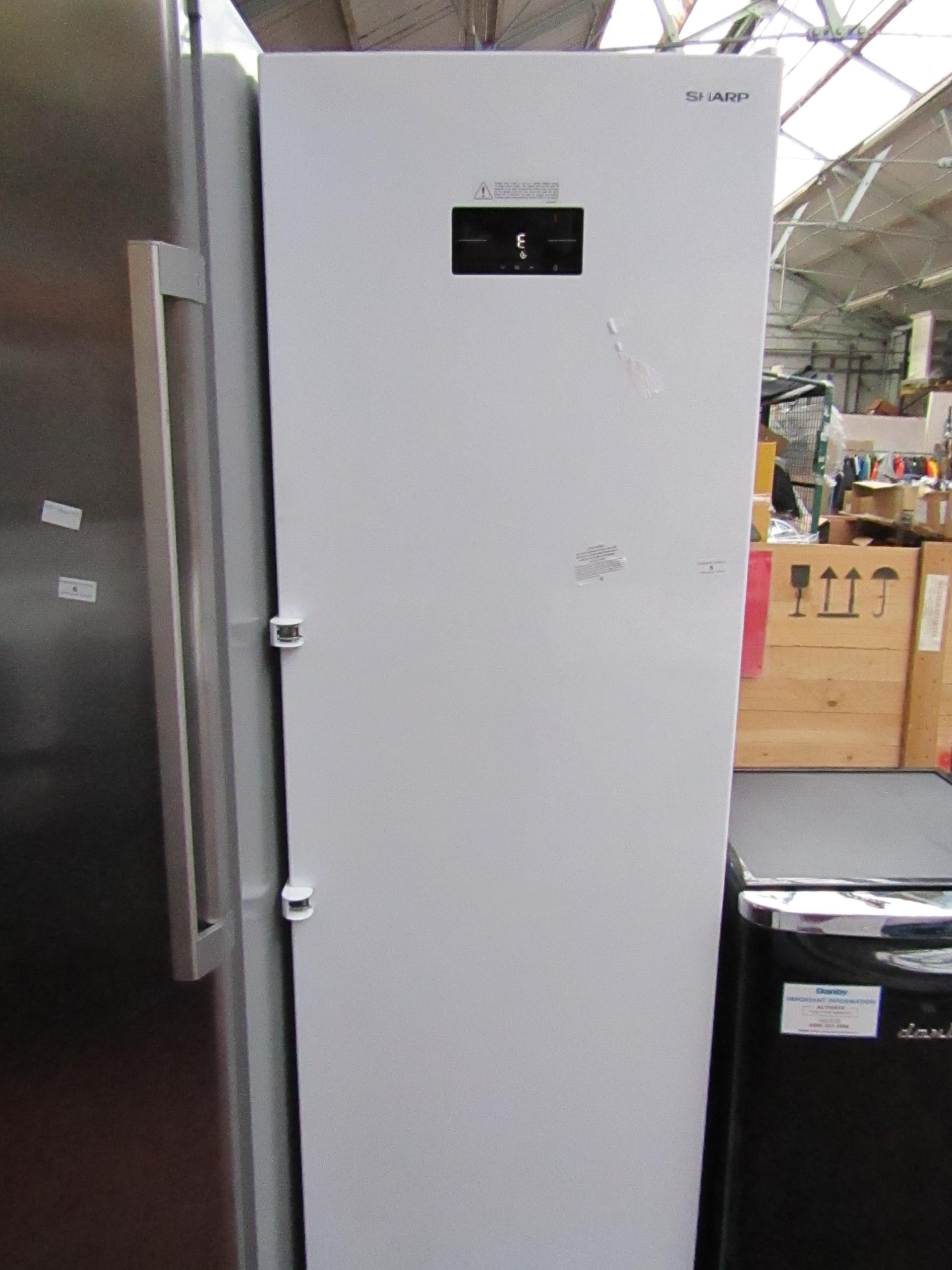Sharp SJSC41CHXW2EN Frost Free Upright Freezer White A++ Item Tested working, Handle