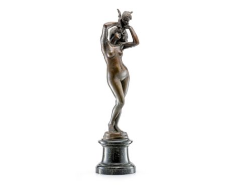 Waegener, Ernst  (Hannover, Berlin 1854-1920) Venus mit Amorknabe   Bronze, braun patiniert mit natürlich gestalteter Plinthe