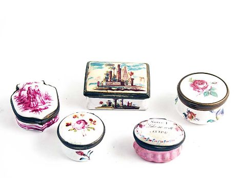 FIVE VARIOUS PATCH OR SNUFF BOXES including an enamel example (early 19th century), a German porcelain box painted in puce an