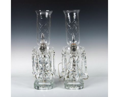 Lovely crystal lamp with hurricane clear shade, 10 dangle crystals from center on stacked round and square cut crystals to sq