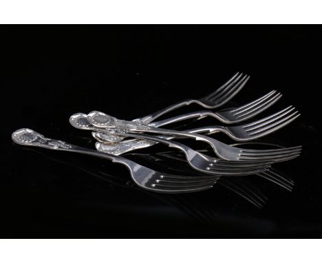 SET OF SIX EARLY VICTORIAN KING'S PATTERN SILVER TABLE FORKSmaker 'PH', Edinburgh 1846, approximately 415g gross, each fork 2