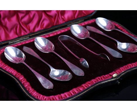 FIVE CASED SETS OF SILVER CUTLERYcomprising six coffee with pierced terminals, maker Emile Viner, Sheffield 1939, a set of si