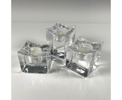 Clear crystal trio of square tealights with candles. Includes certificate and the original box, dimensions: 3.25''L x 9.5''W 