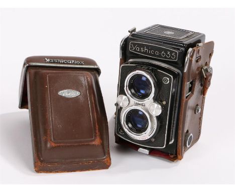 Yashicaflex Yashica 635 camera