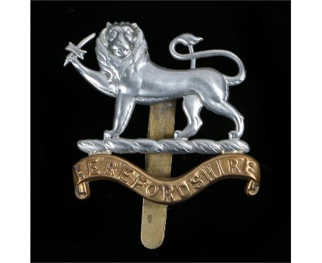World War One O\R's cap badge to the Herefordshire Regiment, slider to the reverse, K&K 1793