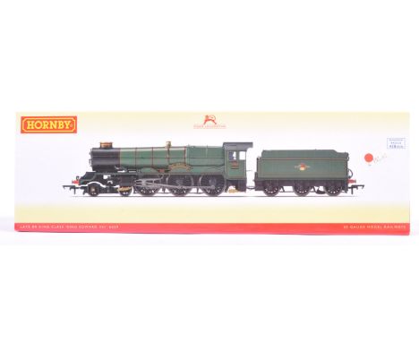 A Hornby made 00 gauge model railway trainset locomotive engine No. R3332 - King Class ' King Edward VIII ' 6029. DCC Ready. 