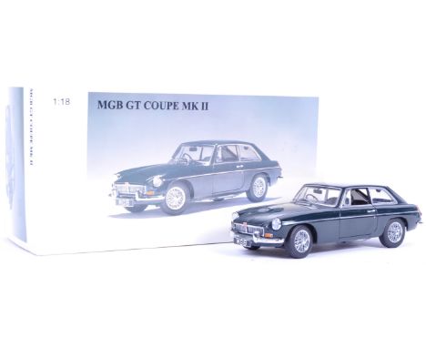 An original Auto Art made 1/18 scale precision diecast model car no. 76602 ' MGB GT Coupe Mk II ' in British Racing Green. Mo