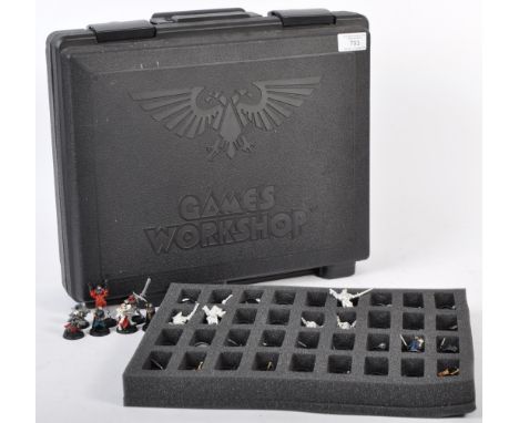 Warhammer - A group of&nbsp;of assorted Games Workshop Warhammer fantasy wargaming miniature figures. The figures to include 