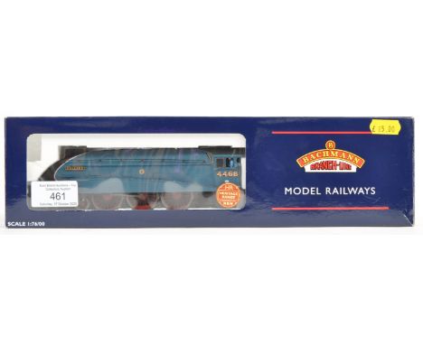 A Bachmann made Branch Line 00 gauge model railway trainset locomotive No. 31-952 Class A4 ' Mallard ' No 4468. LNER garter b