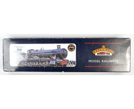 A Bachmann made Branch Line model railway trainset locomotive 32-003 ' Kinlet Hall ' Great Western Railways green crest ( DCC