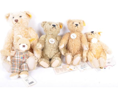 A collection of x5 German made Steiff soft toy teddy bears to include bears from the Classic series, Original replicas series