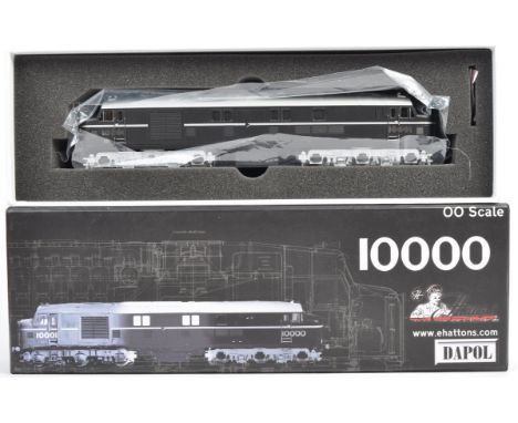 A rare and scarce original Dapol made for Ehattons 00 gauge model railway train set locomotive engine No. 10001FP 10001 BR Pl