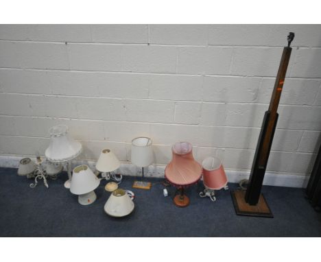 A SELECTION OF VARIOUS LAMPS, to include an Art Deco oak and ebonized standard lamp, height 134cm, an Art Deco table lamp, tw