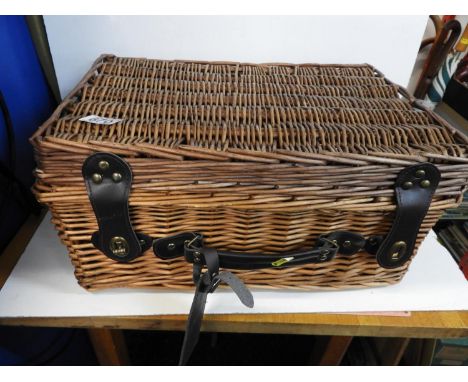 Wicker Hamper 