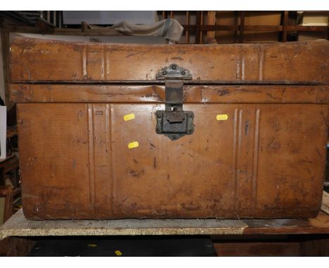 Tin Trunk 