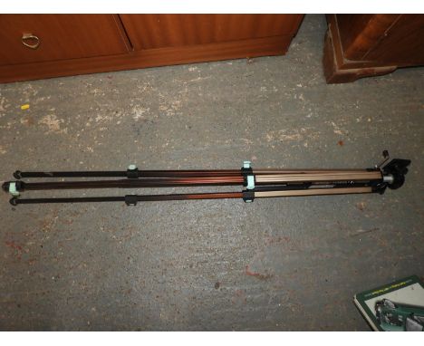 Tripod 