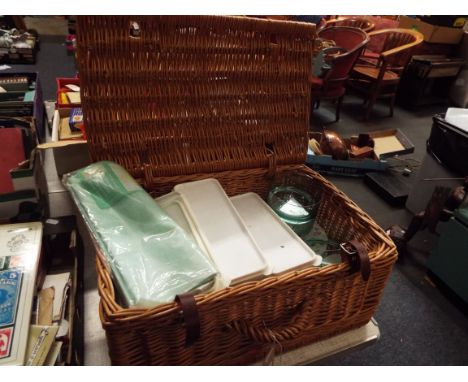A vintage hamper and contents