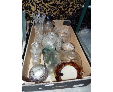 A box of assorted glassware to include crystal fruit bowls, art glass jug signed 'Patrick Stern'