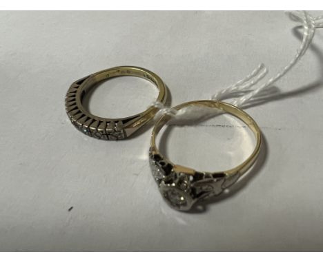 2 18CT DIAMOND RING SIZE L 6.2 GRAMS APPROX