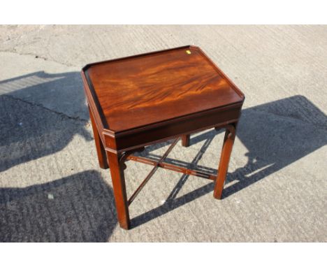 A Bright's of Nettlebed mahogany lamp table, 19" wide x 16" deep x 22" high