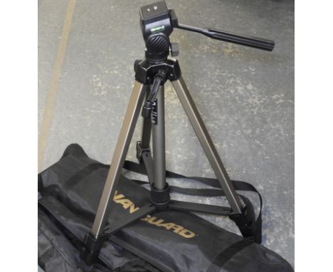 CAMERA TRIPOD   
