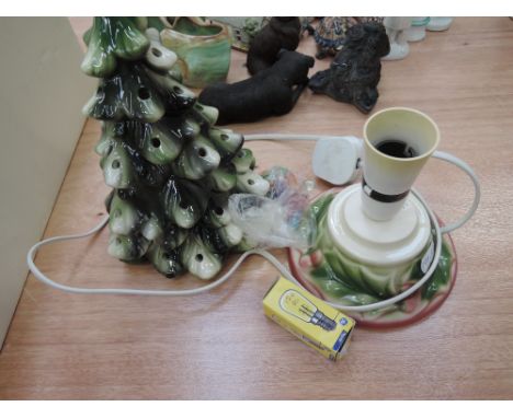 A Christmas tree lamp