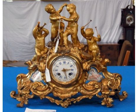 Mid 20th century oak mantel clock in Deco style case, chiming and striking movement 