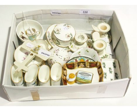 Various Royal Worcester pin dishes, a Grafton china crested Kings Lynn aeroplane, Wedgwood and other pin dishes (1 box) 