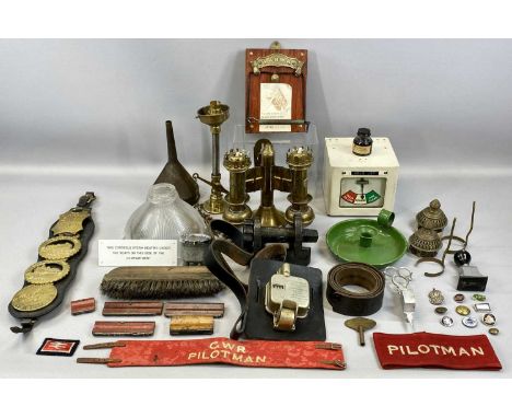 RAILWAY ASSOCIATED ANTIQUES / COLLECTABLES including vintage carriage lamps, one gas example with fluted glass shade, GWR Pil