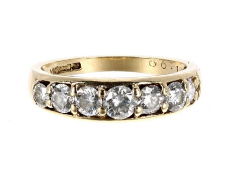 18ct yellow gold seven stone graduated diamond ring, 1.00ct in total, clarity SI , colour I/J, width 5.5mm, 3.8gm, ring size 